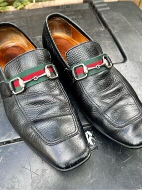 Gucci Black leather horsebit loafer